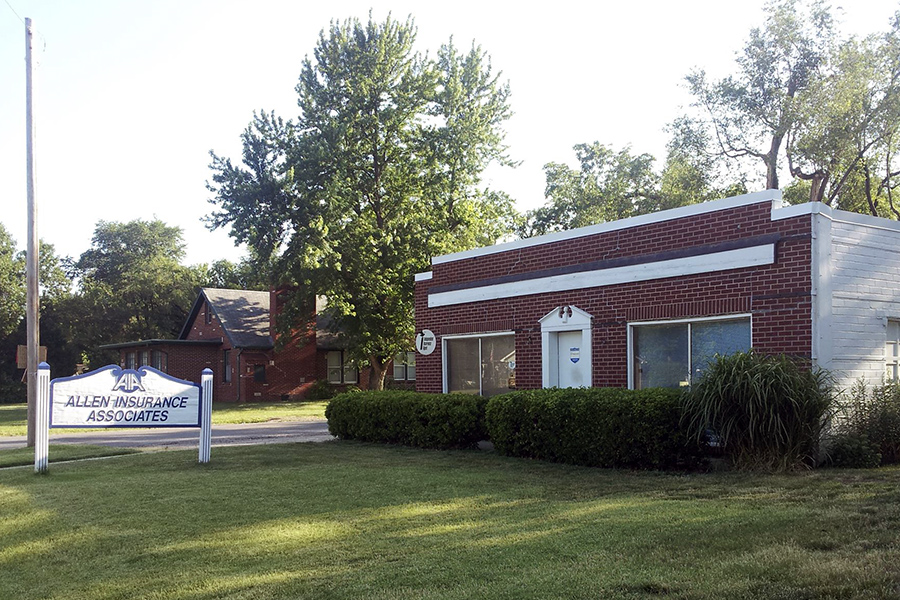 About Our Agency - View of the Allen Insurance Associates, Inc. Topeka, KS Office Location and Sign